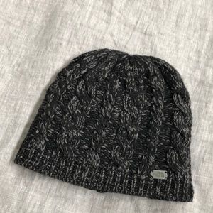 The North Face Unisex Cable Knit Winter Hat ❄️NWOT